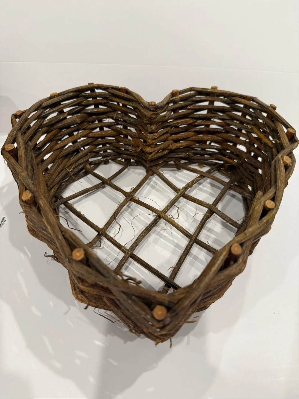 Rustic Heart-Shaped Grapevine Twig Basket - Brown